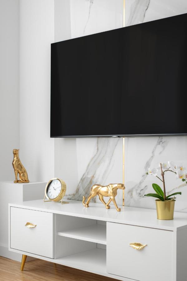 Glam & Modern By Cooee Apartments วอร์ซอ ภายนอก รูปภาพ