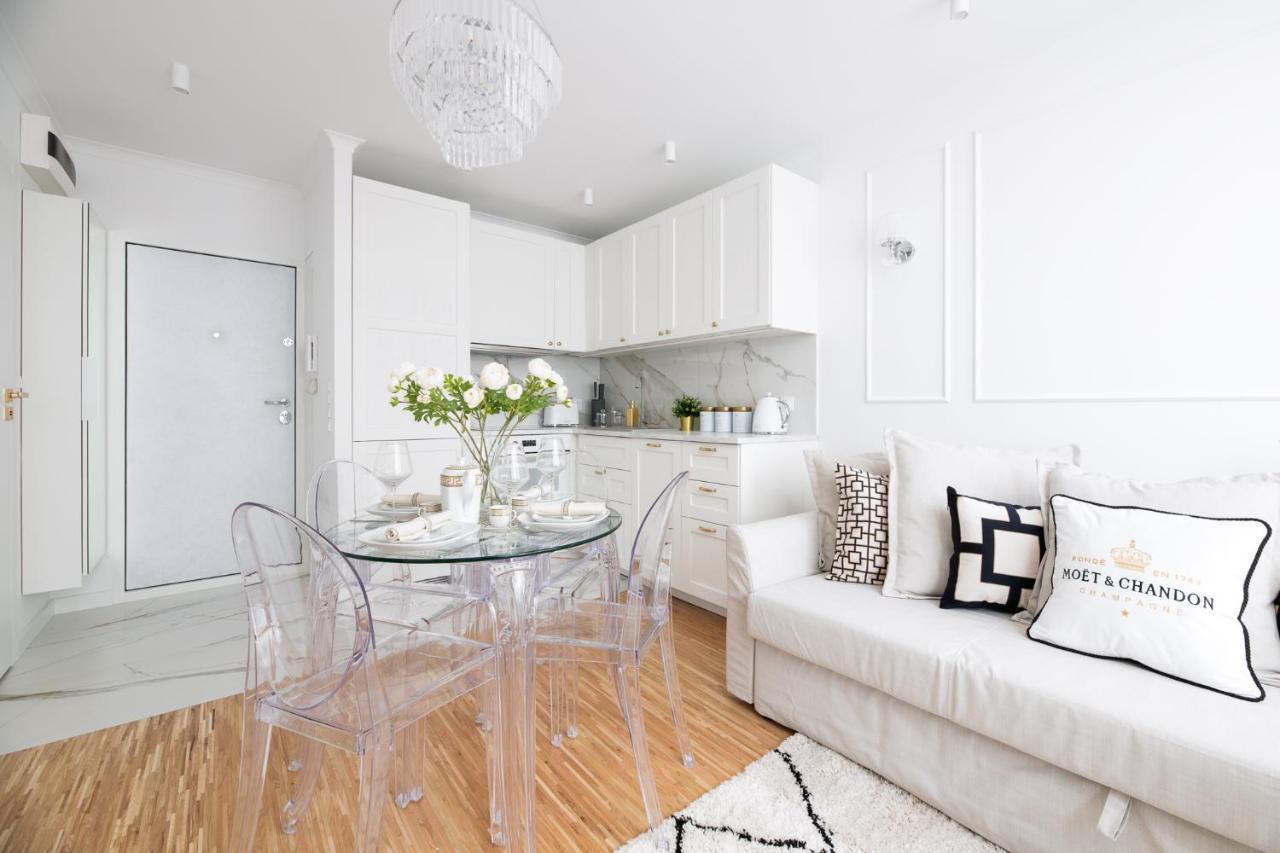 Glam & Modern By Cooee Apartments วอร์ซอ ภายนอก รูปภาพ